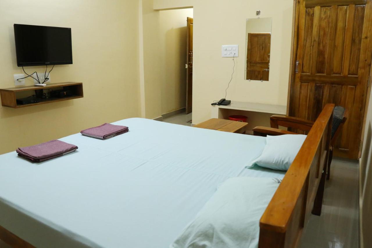 Hotel Sooryakamal Mahal Dharmastala Zewnętrze zdjęcie