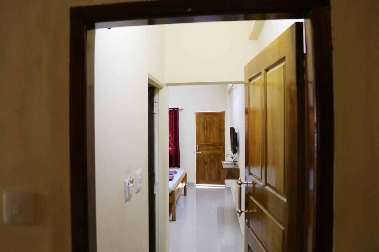 Hotel Sooryakamal Mahal Dharmastala Zewnętrze zdjęcie